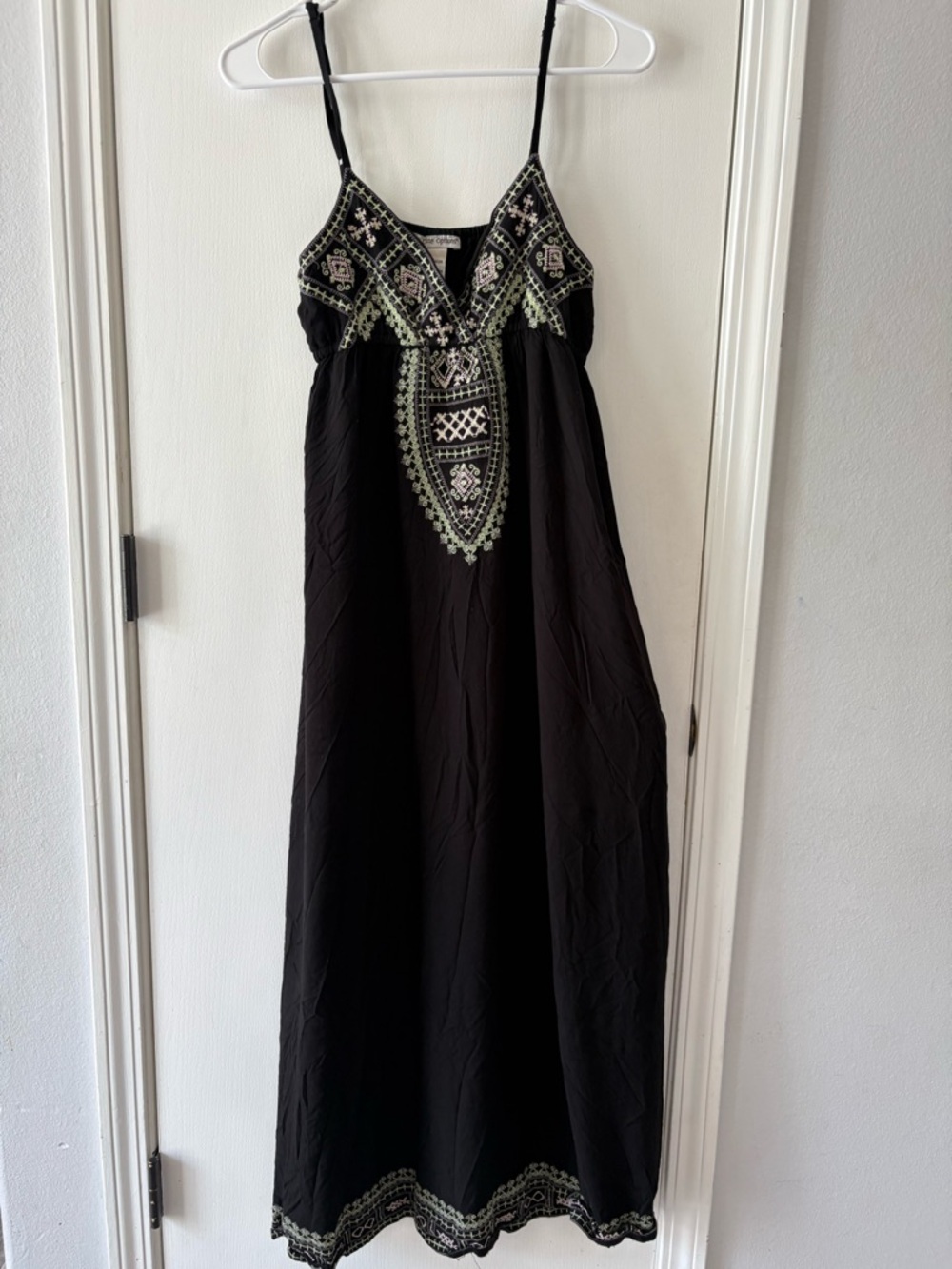 Cute Options Black Embroidered Maxi Dress Women’s Size S - Picture 2 of 11